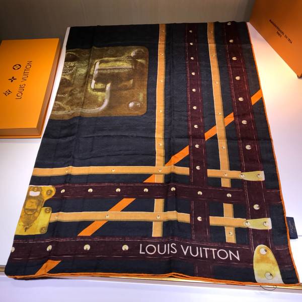 Louis Vuitton Scarf LVC00482